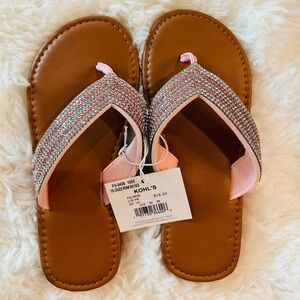 New Elli girl’s rhinestone flip flops. Size 1 - 2 (little girls) sandals pink